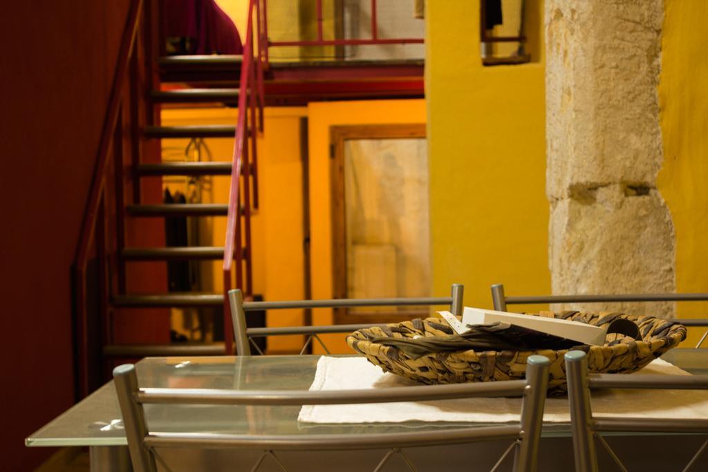 Appartamento Rosso Buoni E Cattivi Cagliari Habitación foto